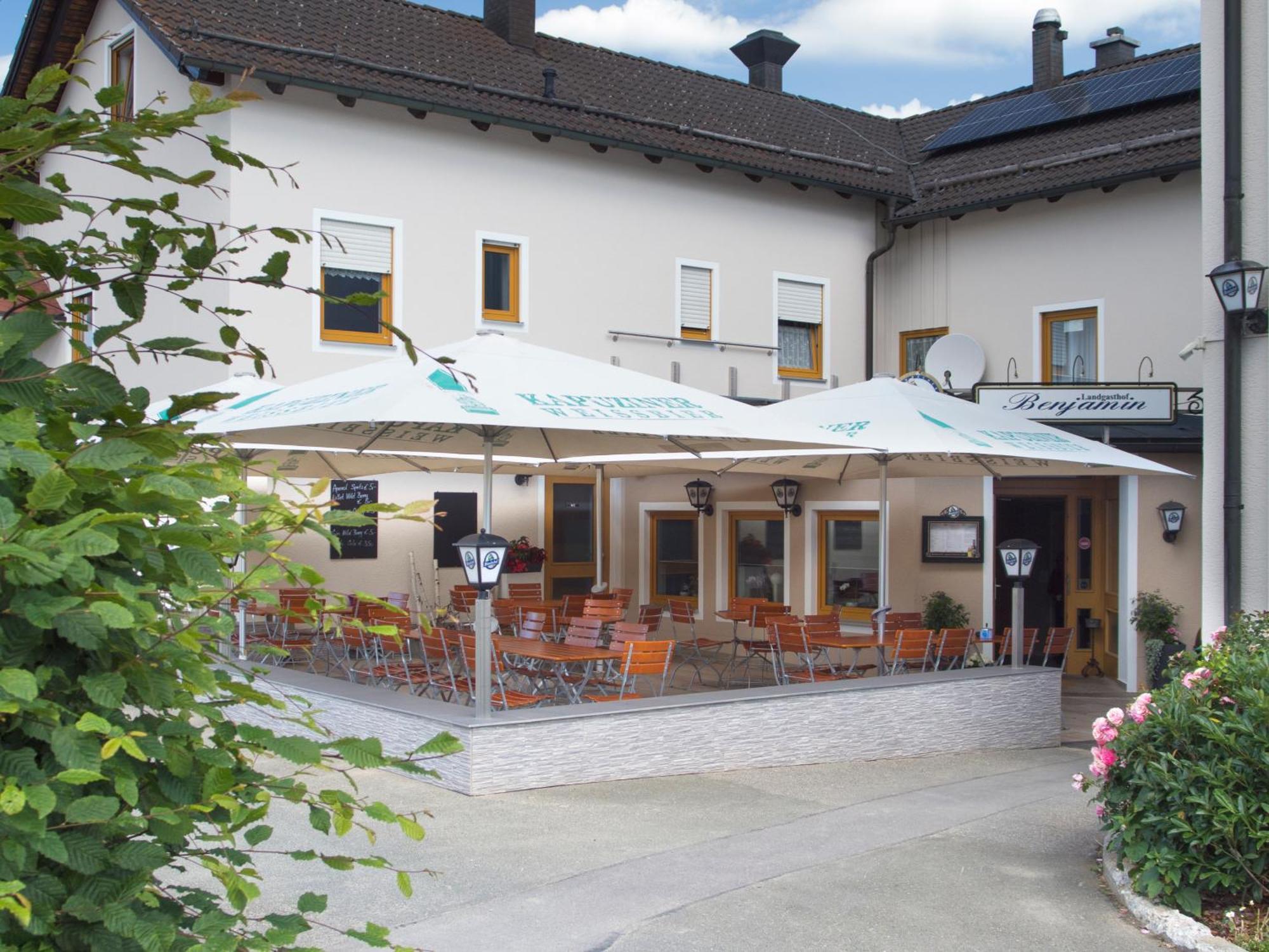 Landgasthof Benjamin Treffelstein Exterior foto